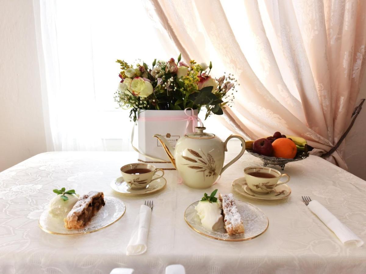 Royal House Apartment Nea Moudania Bagian luar foto