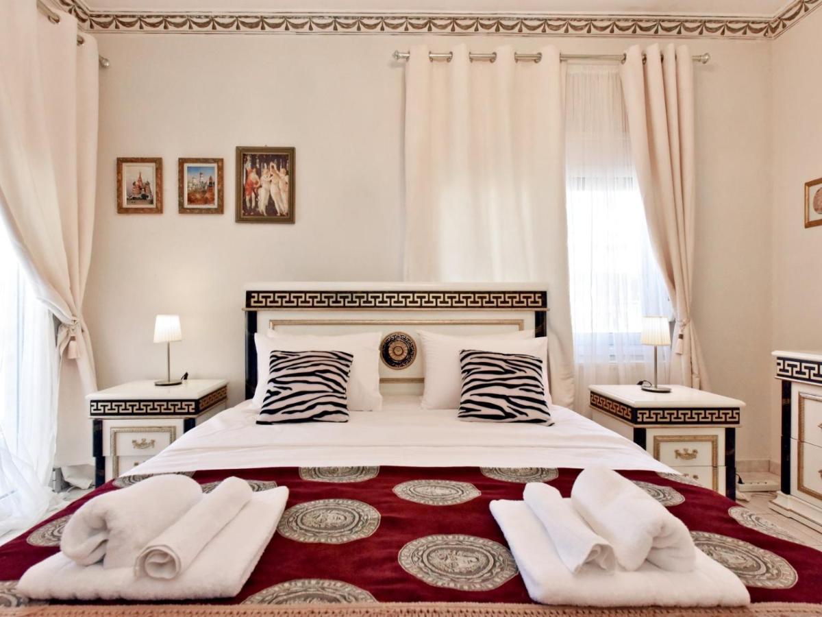 Royal House Apartment Nea Moudania Bagian luar foto