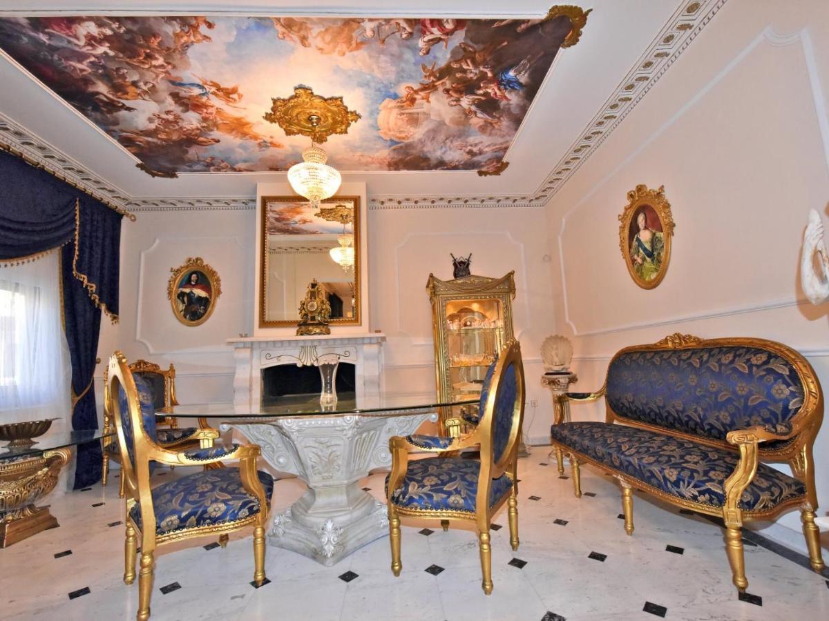 Royal House Apartment Nea Moudania Bagian luar foto