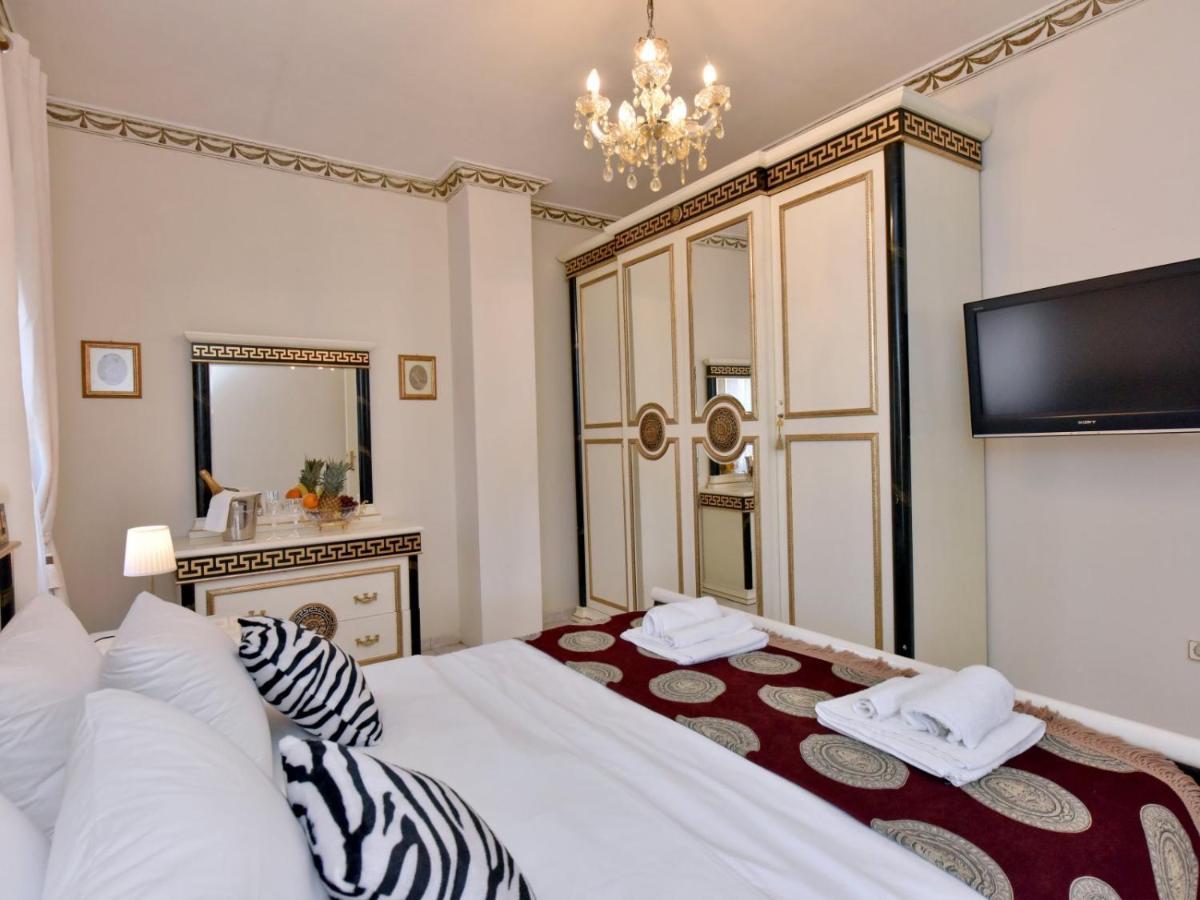 Royal House Apartment Nea Moudania Bagian luar foto