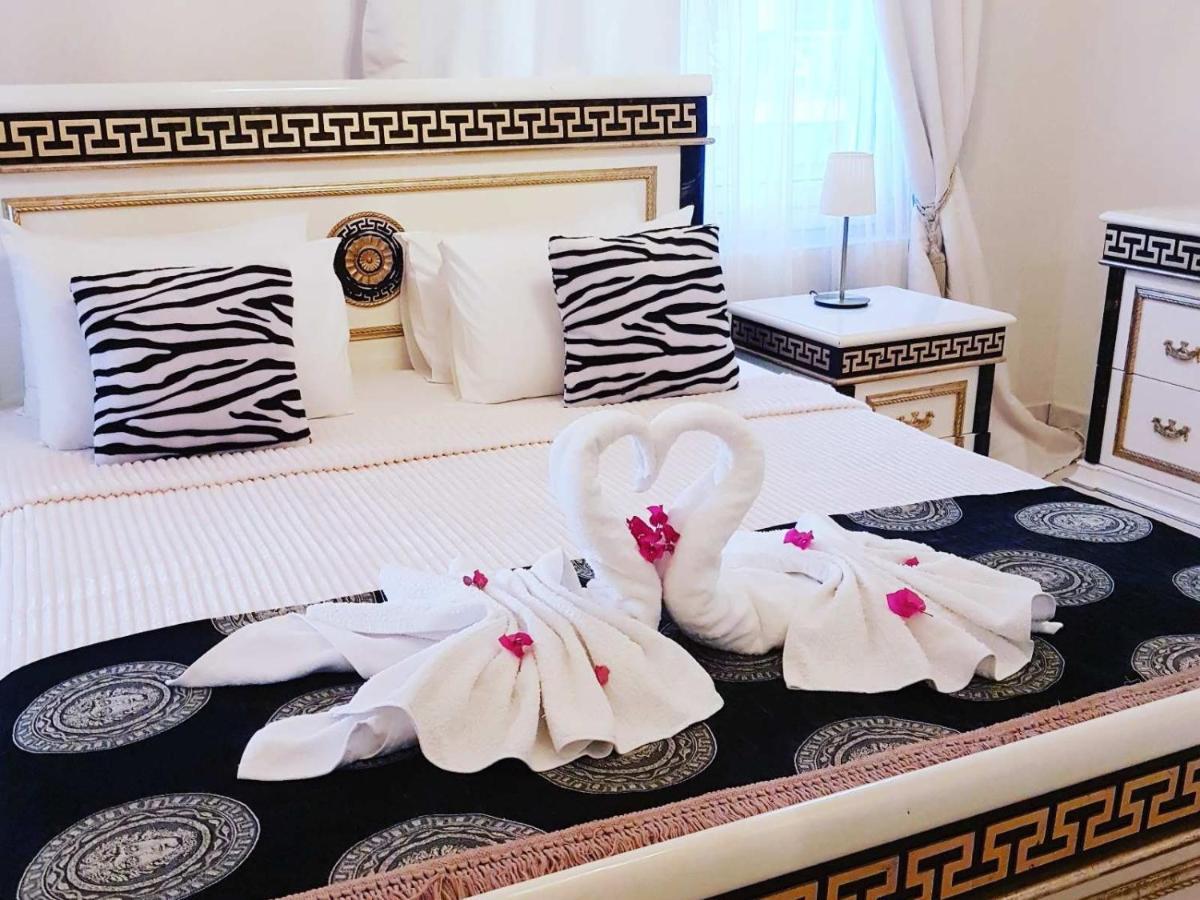 Royal House Apartment Nea Moudania Bagian luar foto