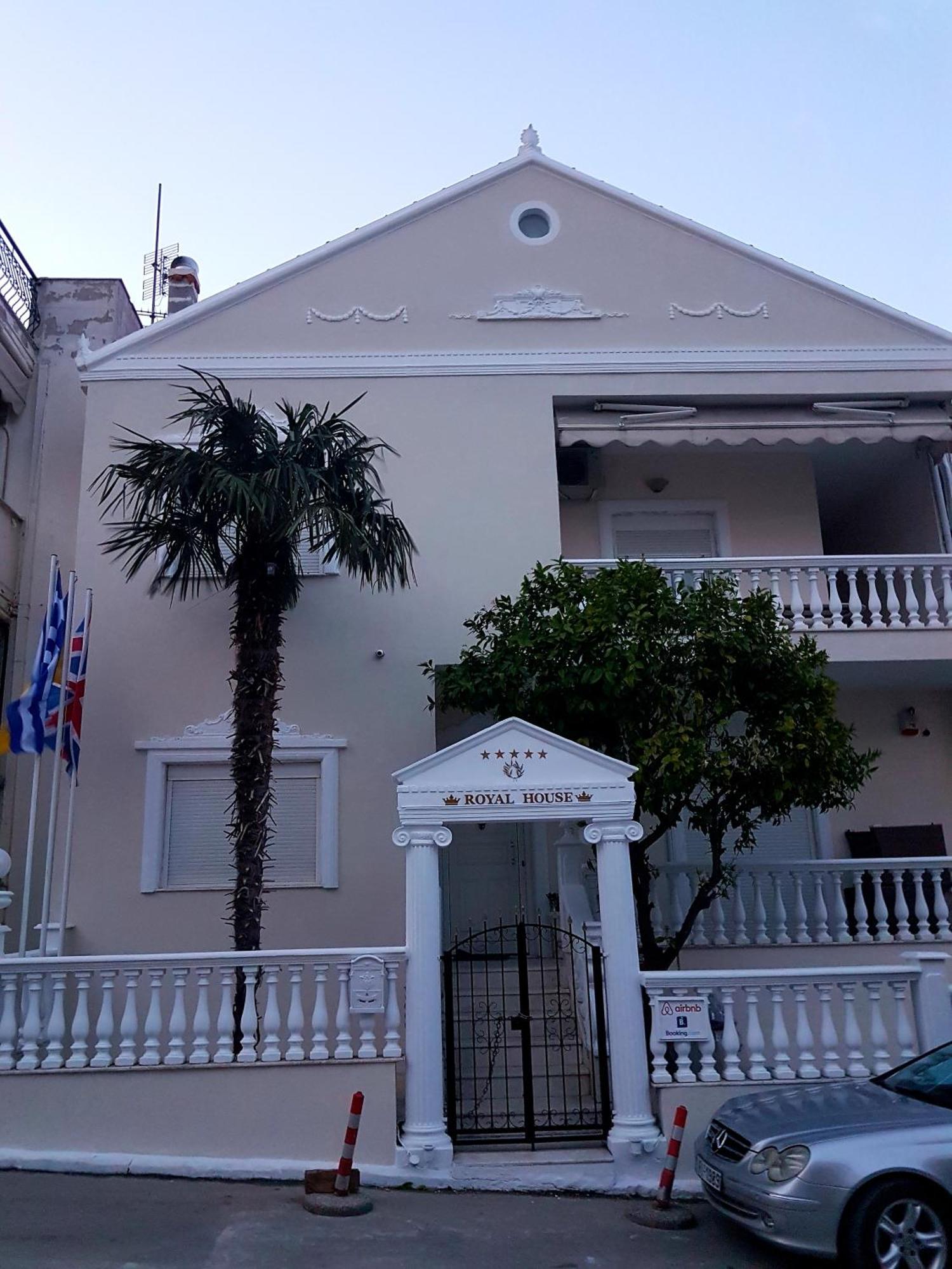 Royal House Apartment Nea Moudania Bagian luar foto