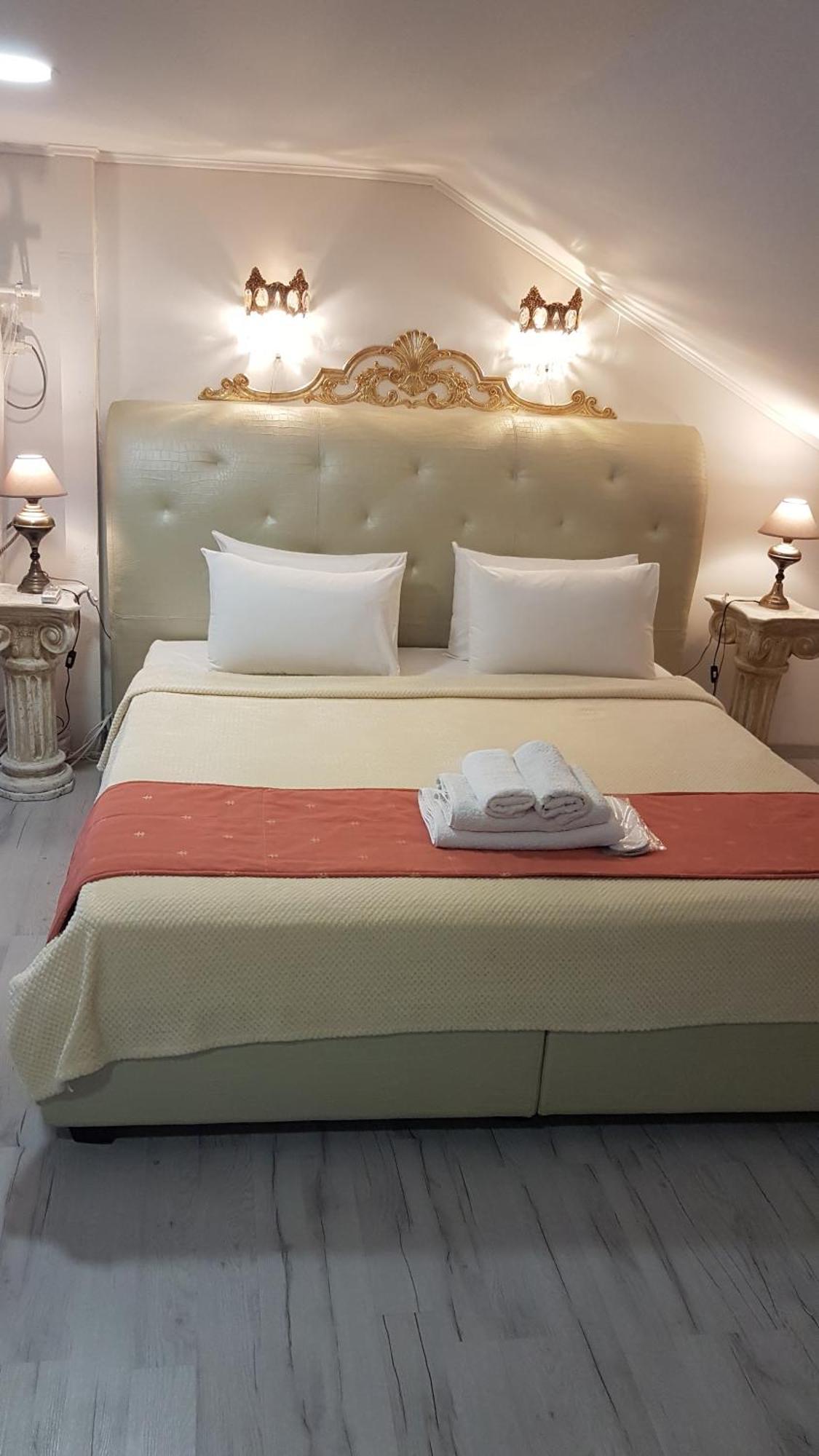 Royal House Apartment Nea Moudania Bagian luar foto