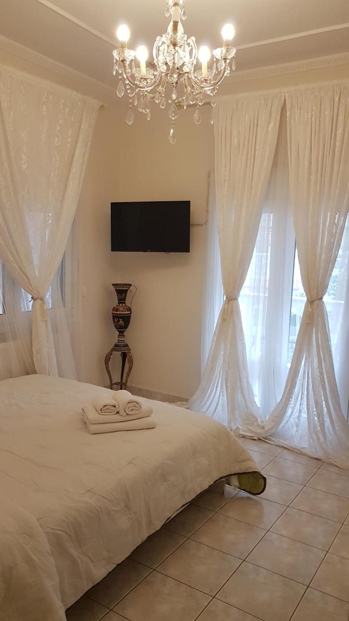 Royal House Apartment Nea Moudania Bagian luar foto